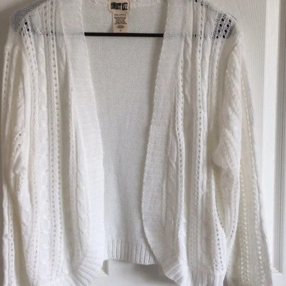 White Summer Wrap - Picture 3 of 8